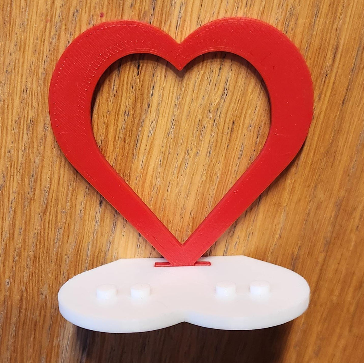Heart‑Shaped Minifigure Stand